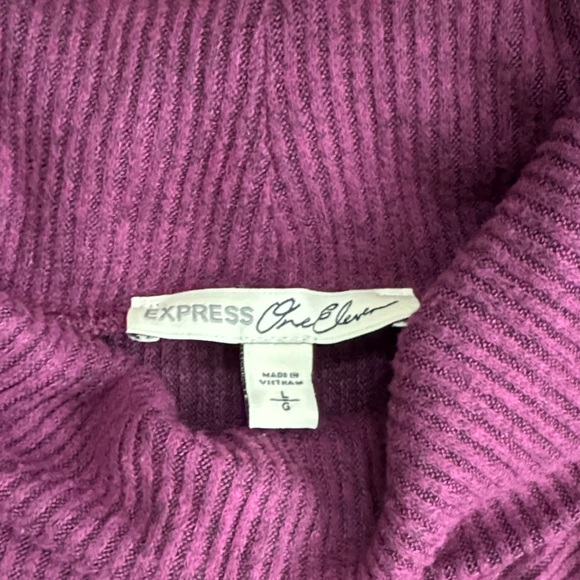 Express Plum Ribbed Knit Top - Picture 2 of 3